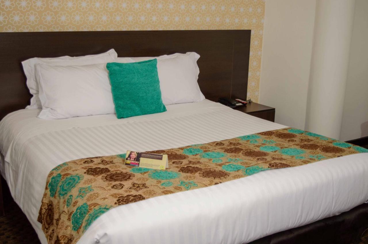 Hotel Castellana 95 Богота Екстериор снимка