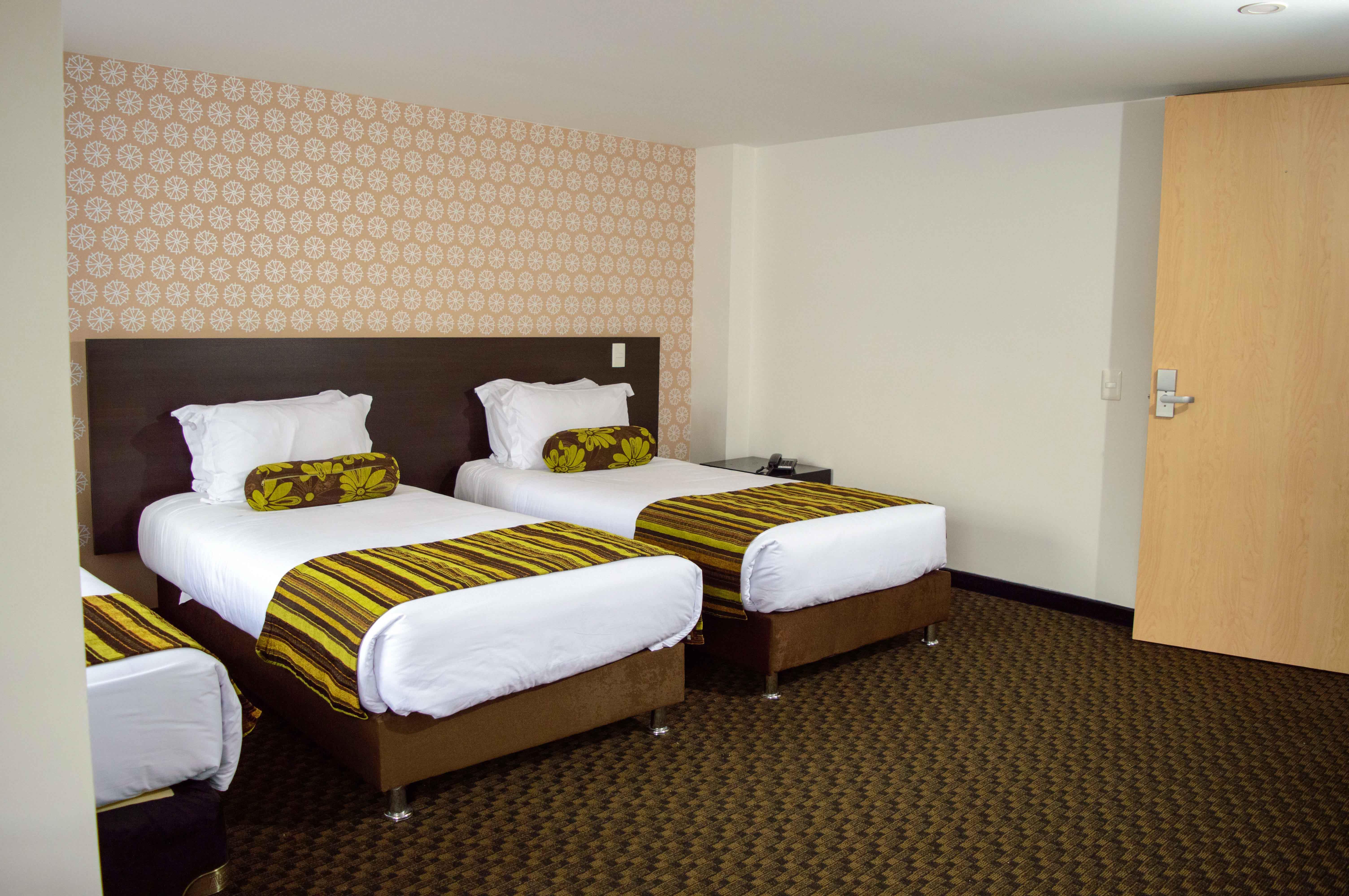 Hotel Castellana 95 Богота Екстериор снимка