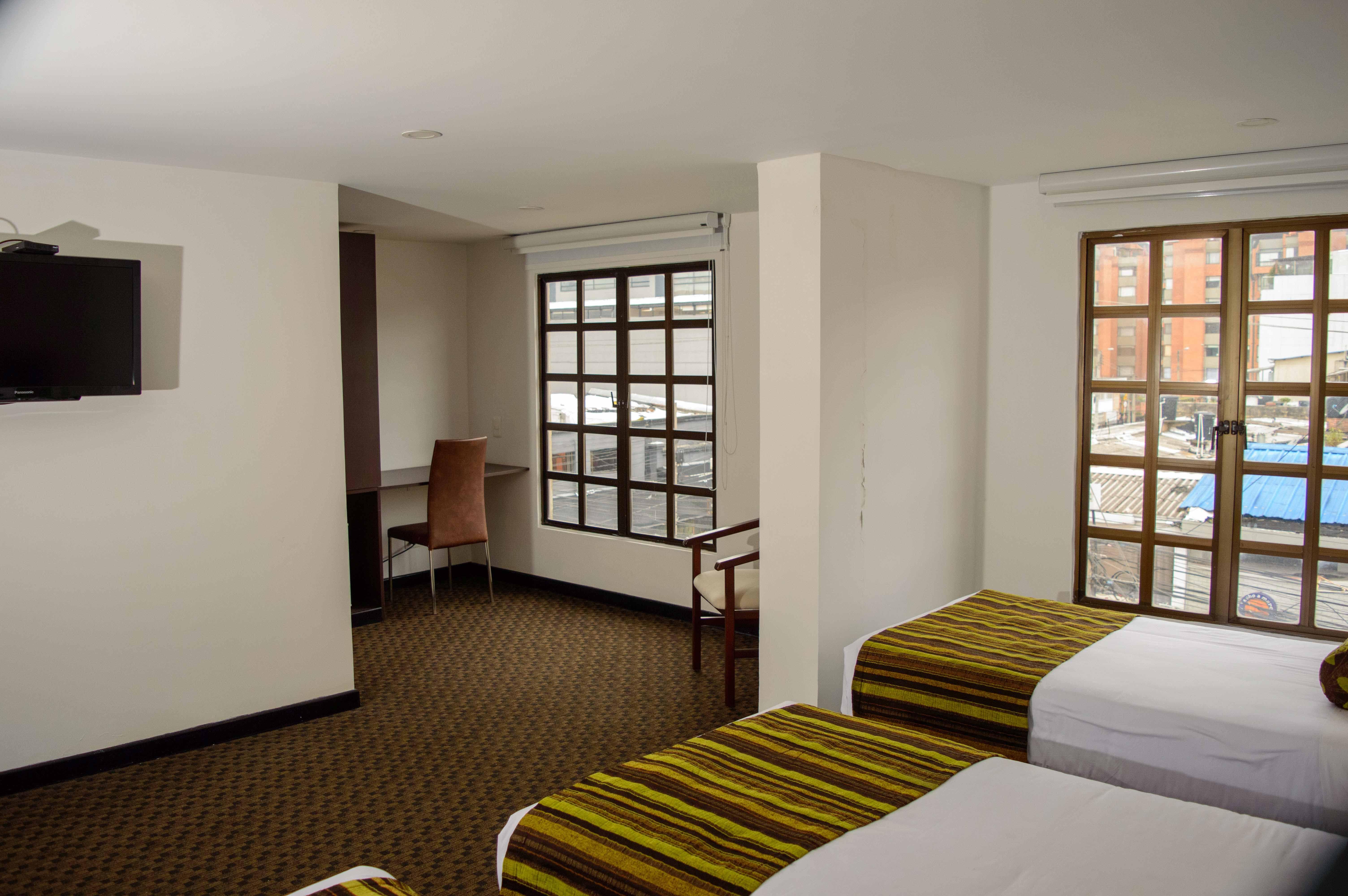 Hotel Castellana 95 Богота Екстериор снимка