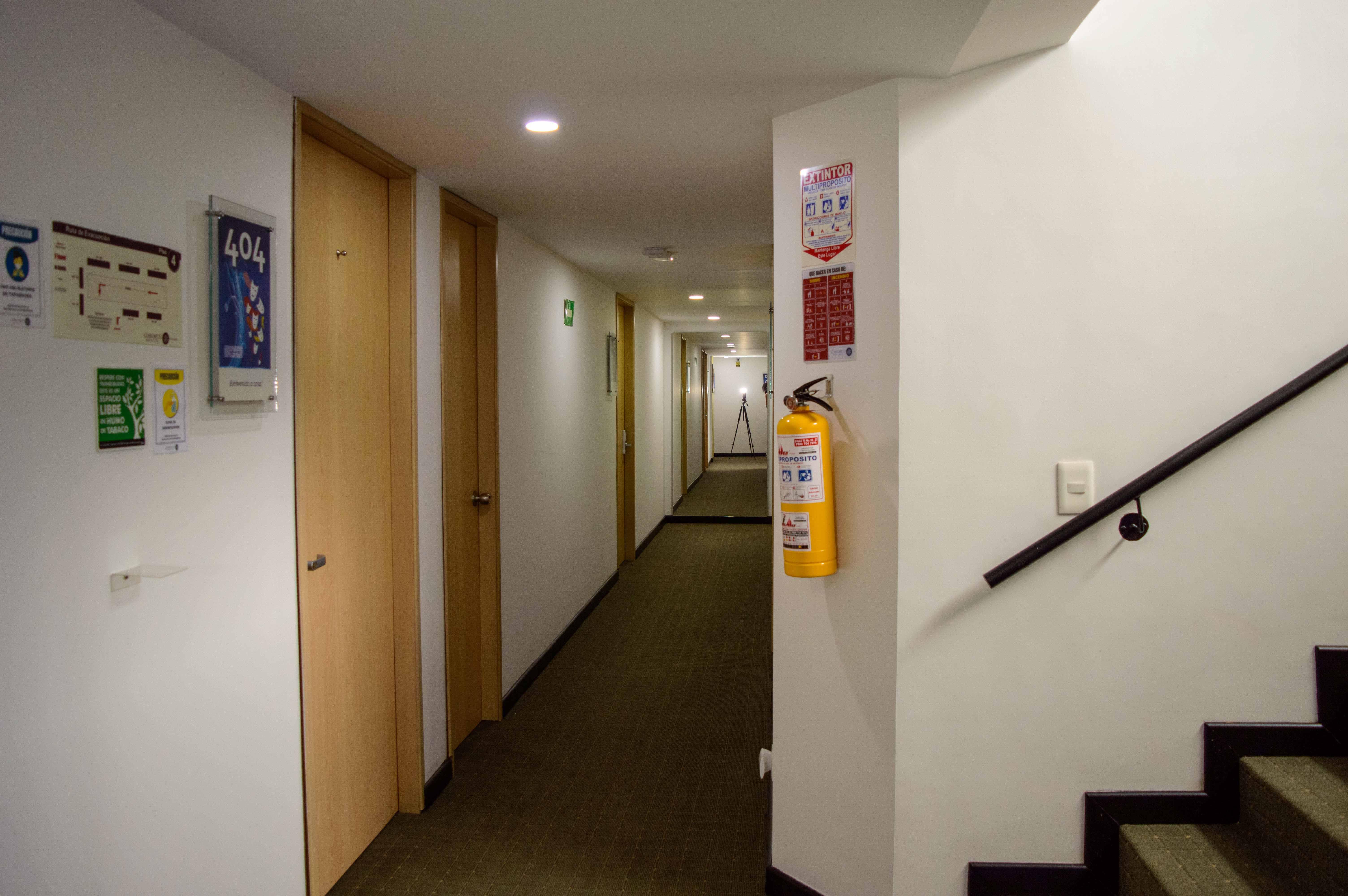 Hotel Castellana 95 Богота Екстериор снимка