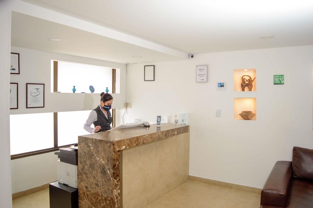 Hotel Castellana 95 Богота Екстериор снимка