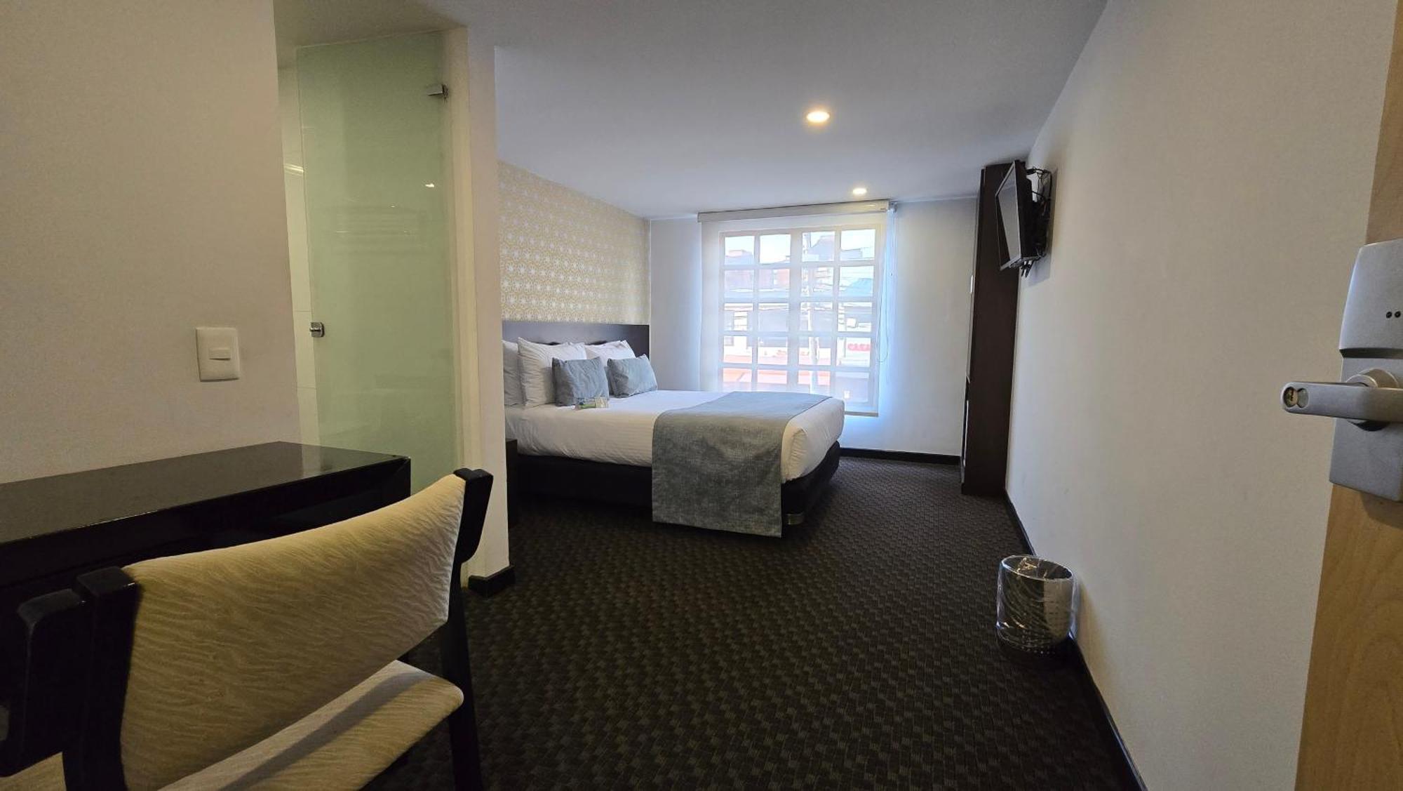 Hotel Castellana 95 Богота Екстериор снимка