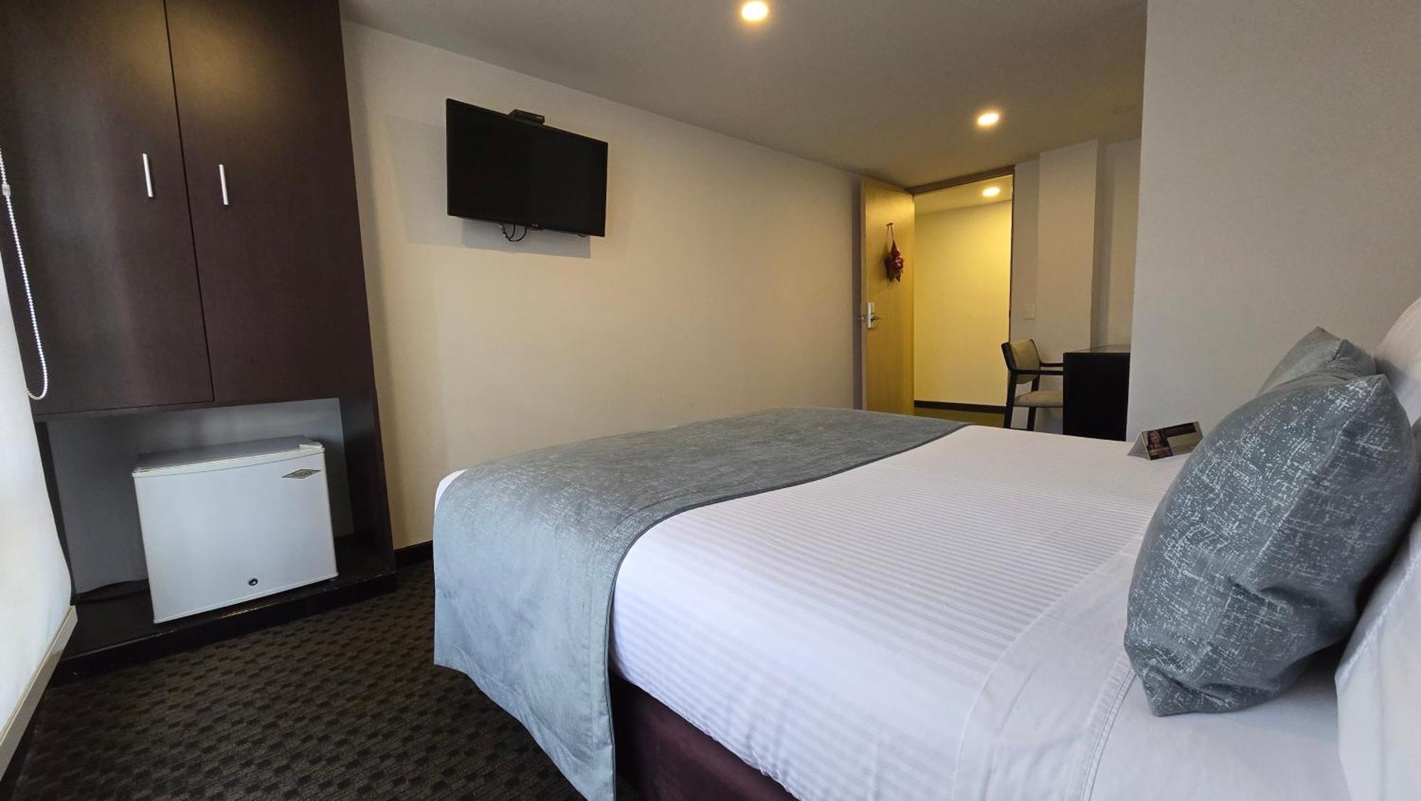 Hotel Castellana 95 Богота Екстериор снимка