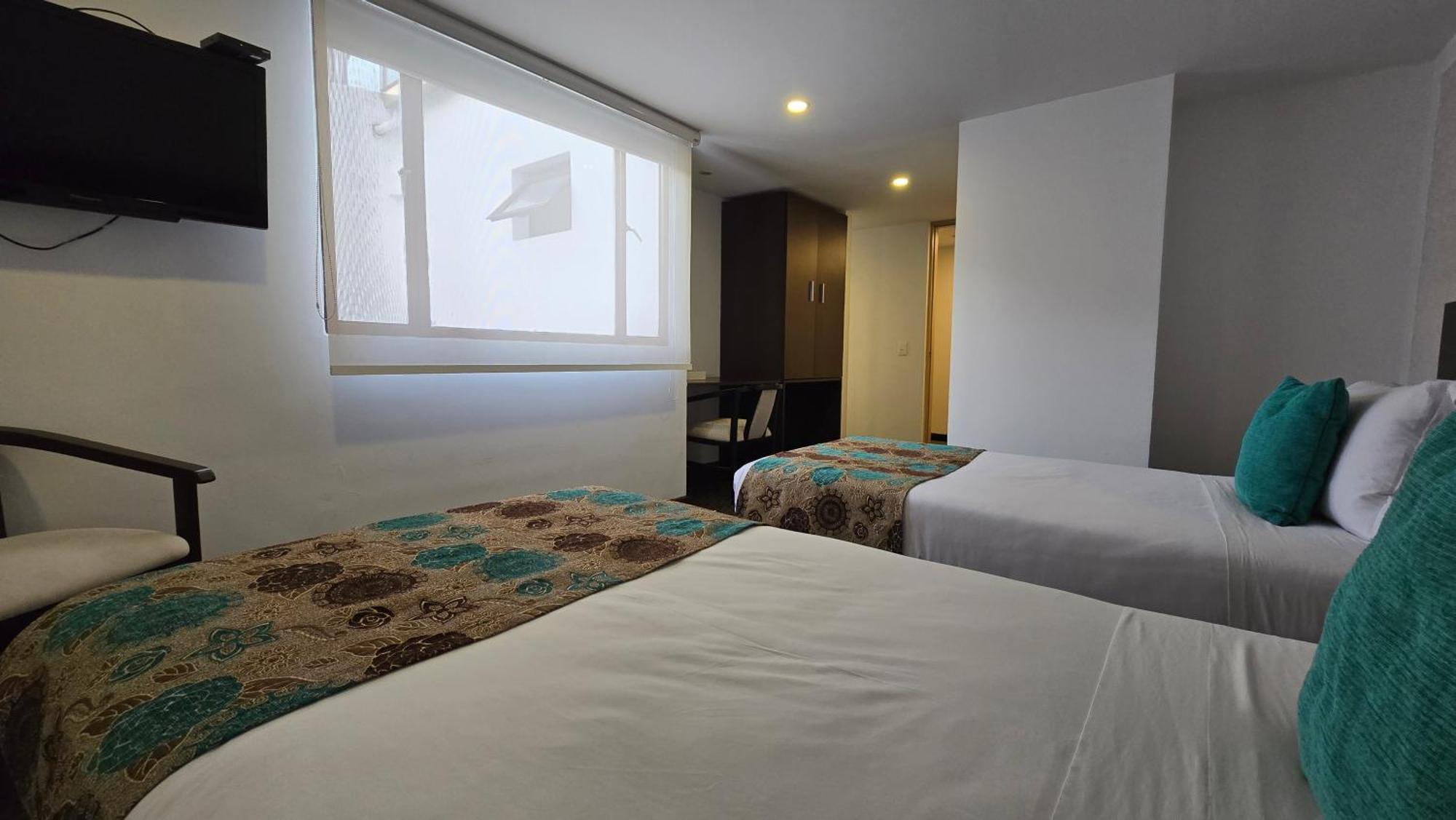 Hotel Castellana 95 Богота Екстериор снимка