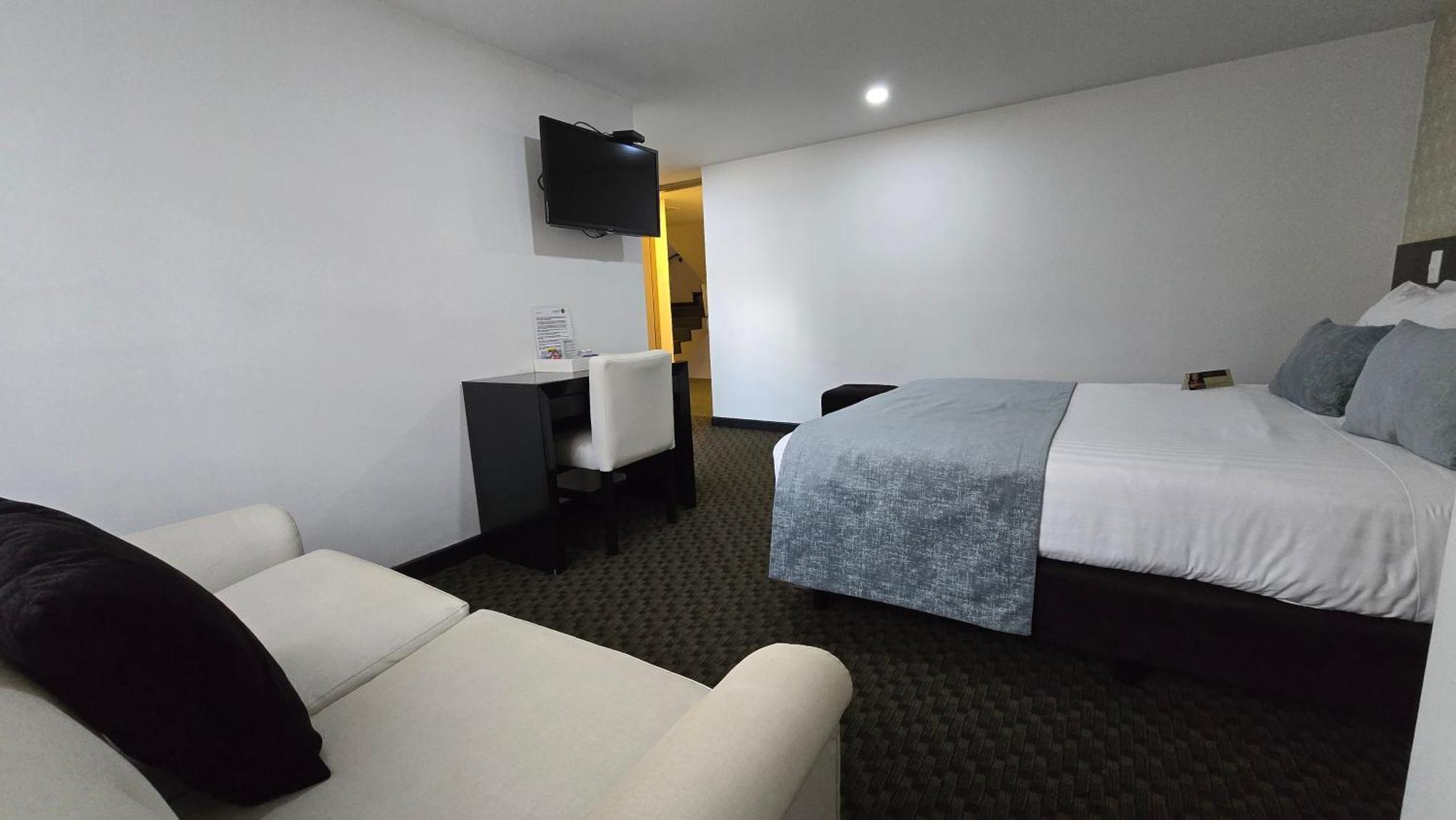 Hotel Castellana 95 Богота Екстериор снимка